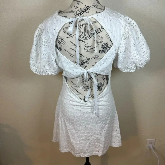 Free People Apricot Rose Mini Eyelet White Dress Puff Sleeve Open Back Size Med - Picture 7 of 12